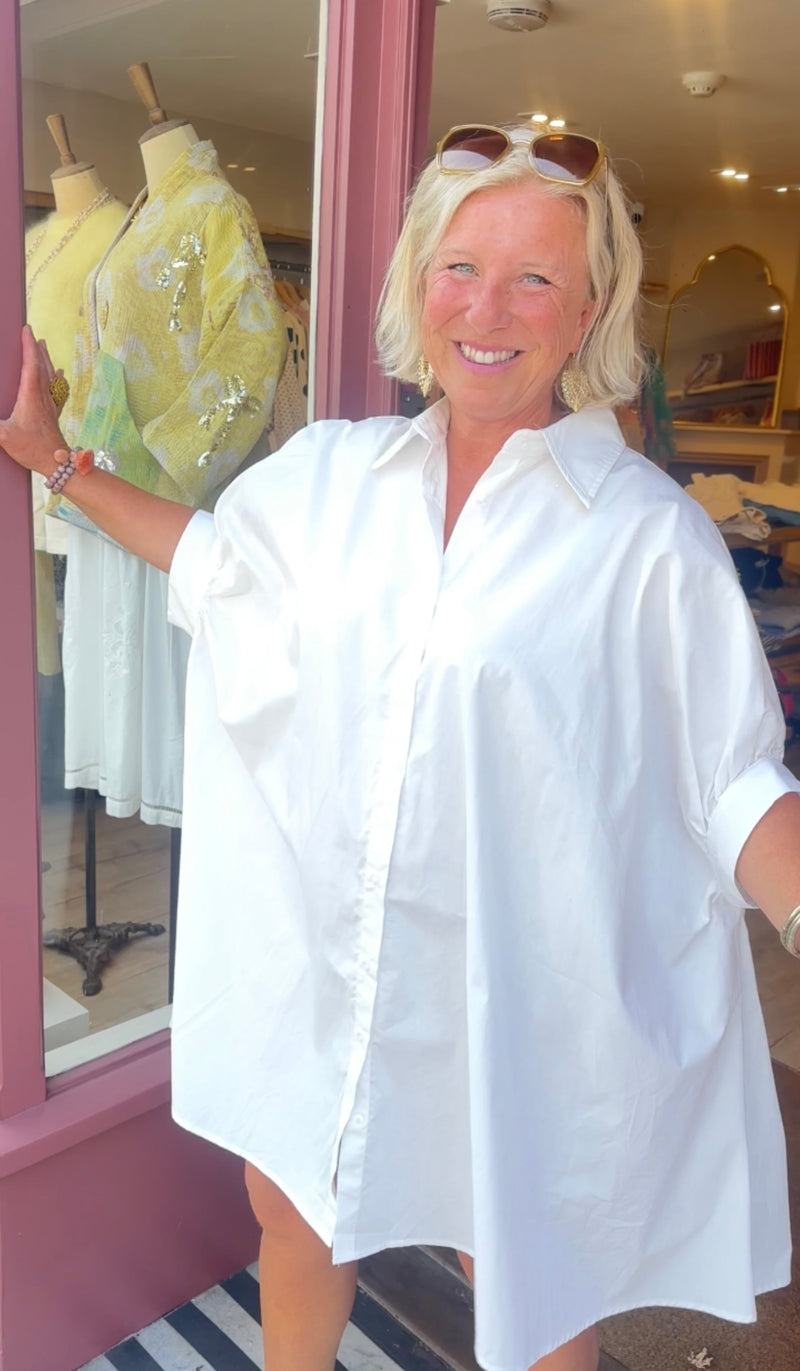 Oversized shirt/dress (Staying Alive)