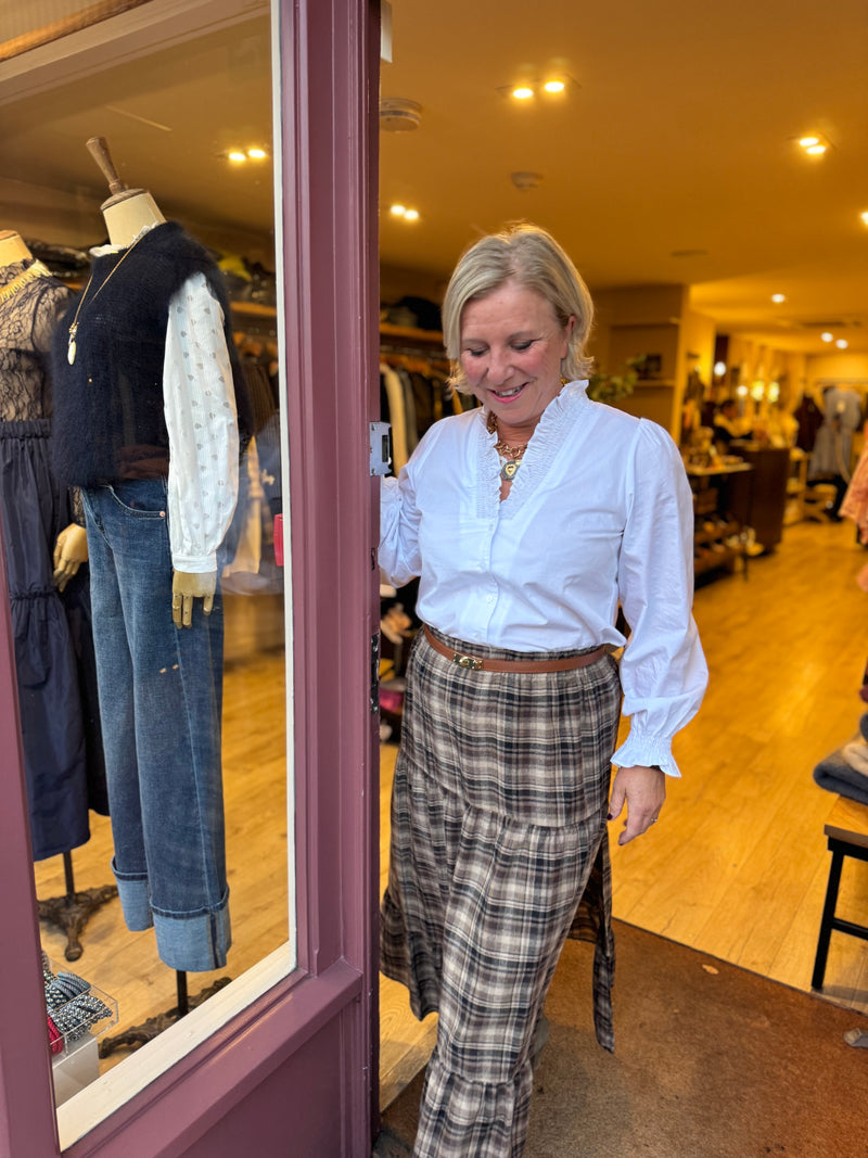 Tartan Skirt (brown)