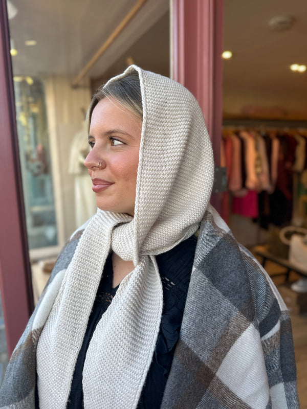 Hooded Scarf (beige)