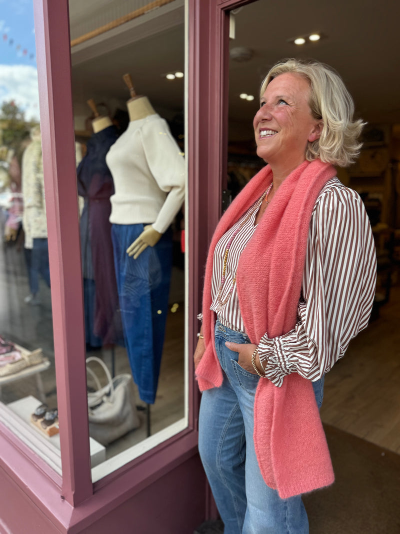 Levete Room Scarf (Coral)