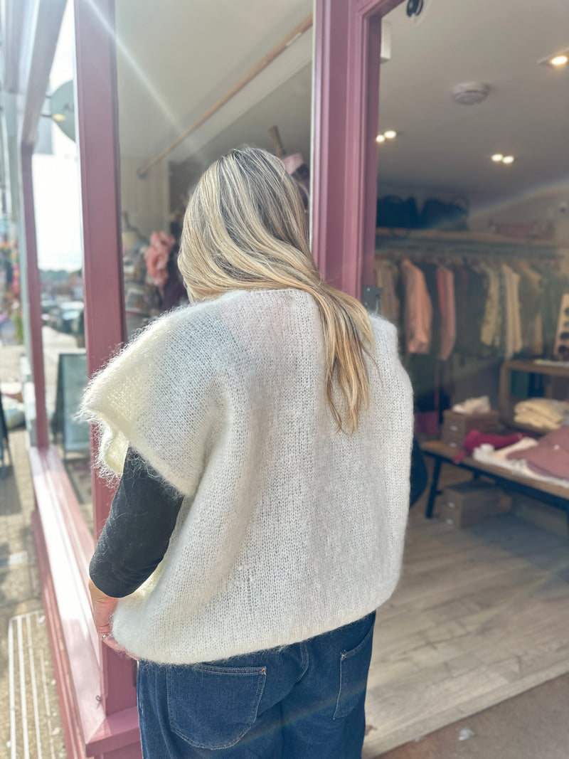 Kid Mohair Knit Sleeveless Cardigan (Ivory)