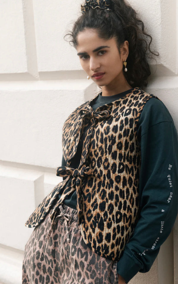 Damson Madder Leopard tie Tilly gilet