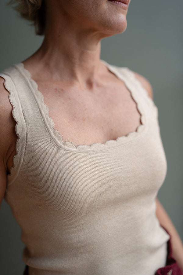 Alice Square Neck Vest (oatmeal)