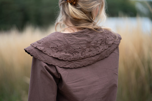 Lila Blouse (brown)