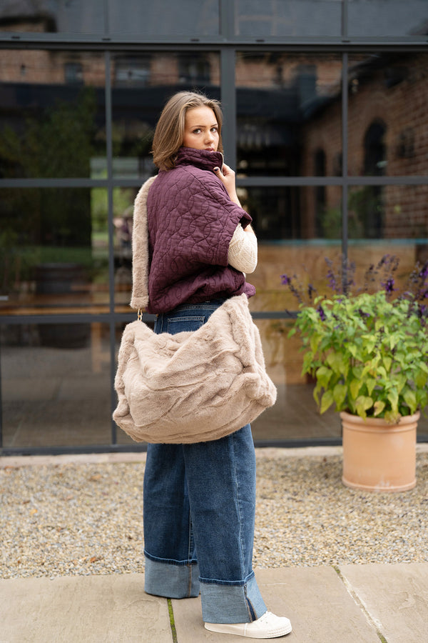 Large Faux Fur Bag (beige)