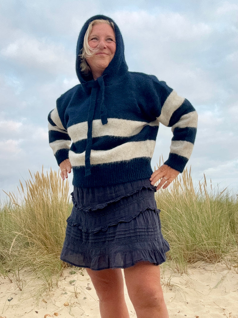 Navy knitted hoodie with cream stripe