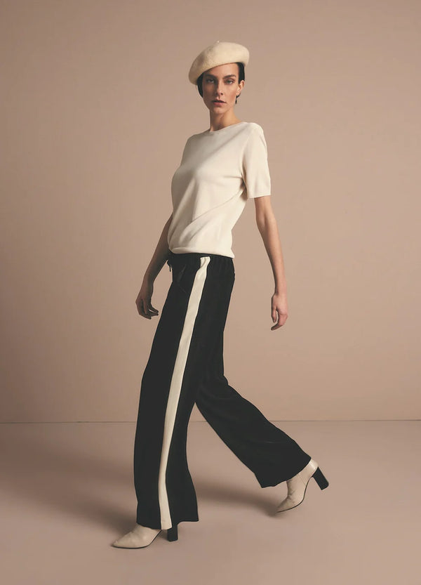 Summum Woman black with side tape trousers