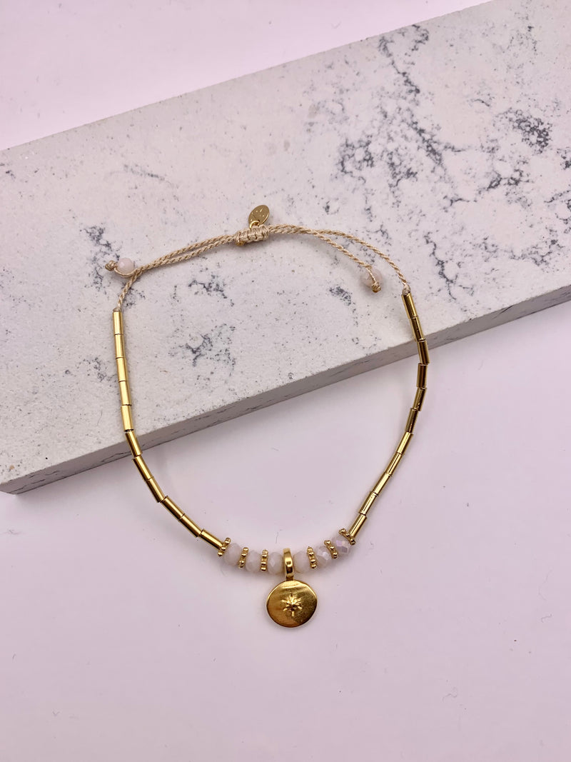 Suenia Gold Pendant Bracelet (Ivory)