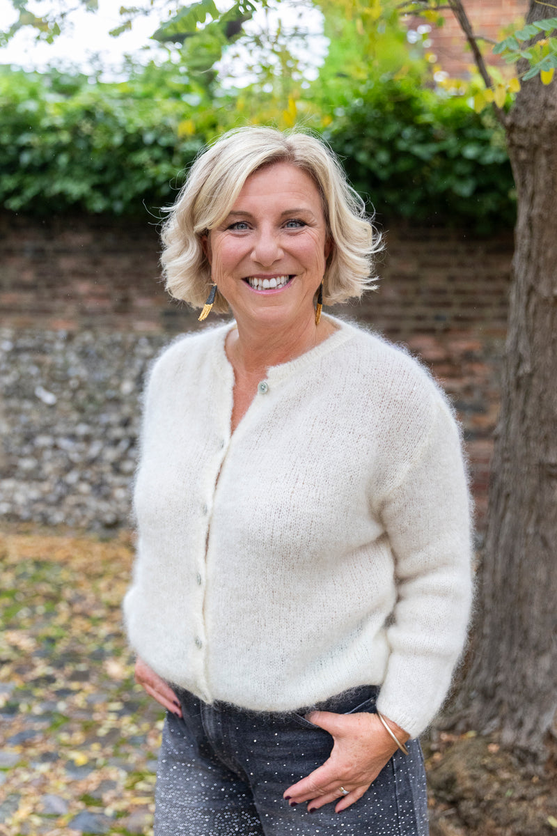 KID Knitwear Collection - button cardigan (pannacotta)