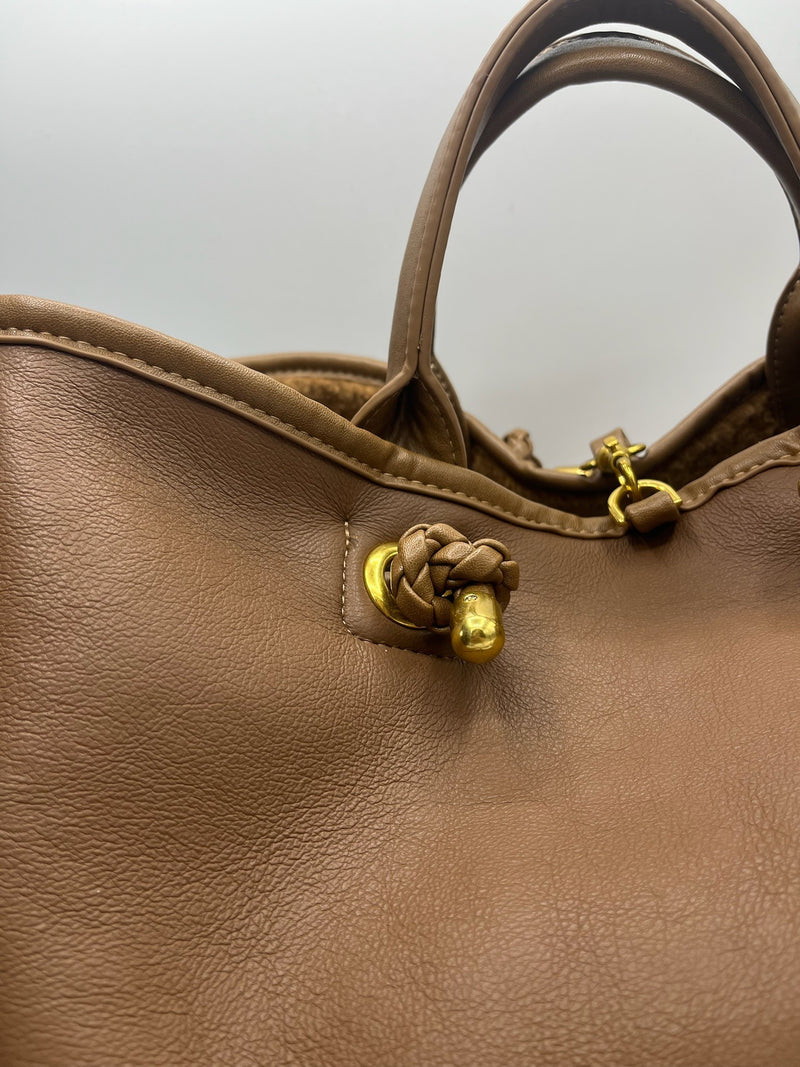 Diana Reversible Tote Bag (tan)