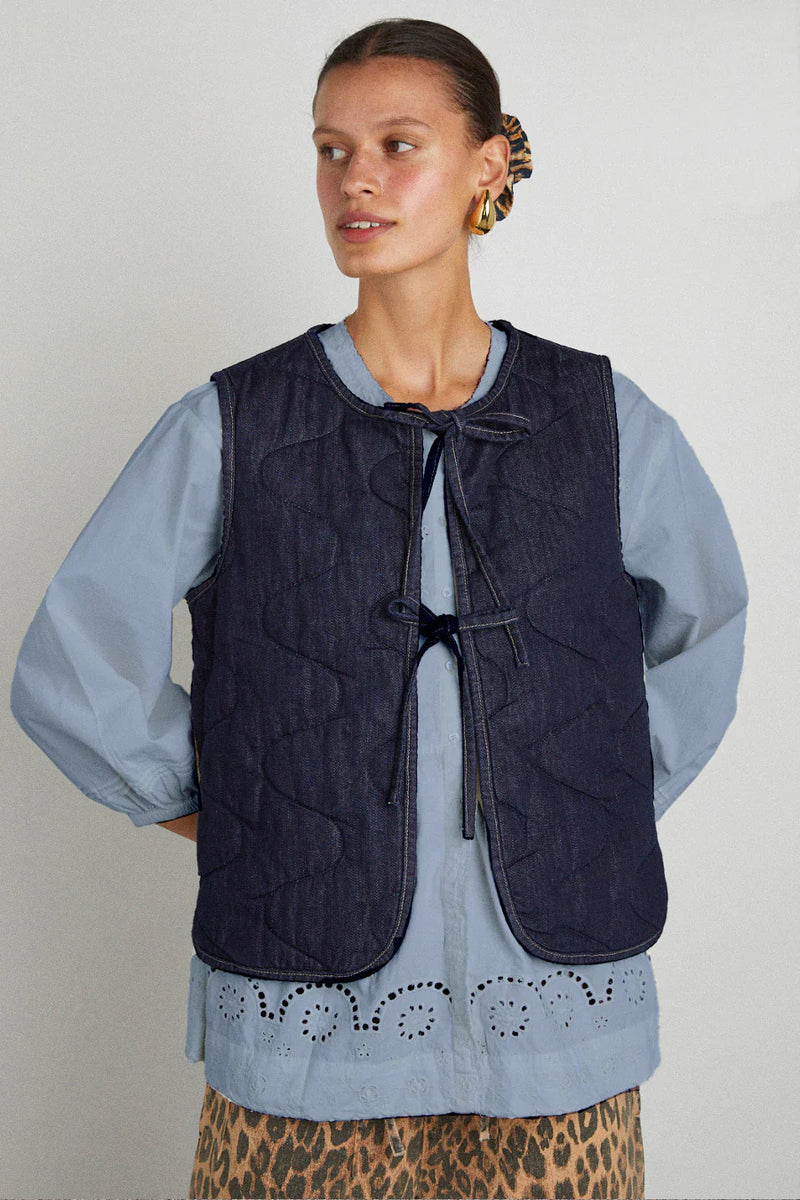 Damson Madder Tilly gilet - Indigo Denim