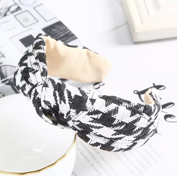 Straw Weave Hairband (Black Houndstooth)