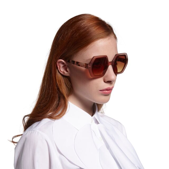 OKKIA Hexagonal Sunglasses in Dusky Pink